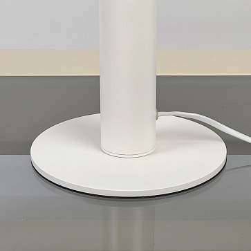 Настольная лампа  White Fountain