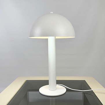 Настольная лампа  White Fountain